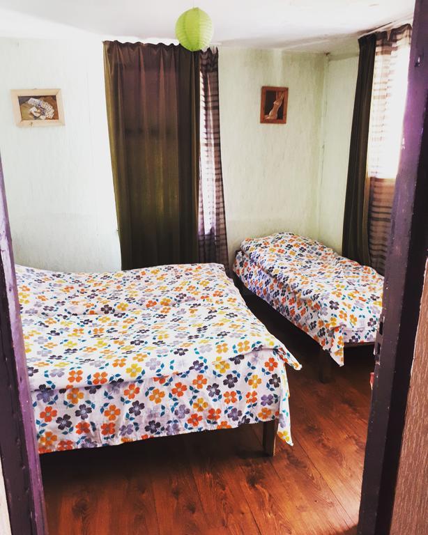 Korsha Guesthouse Roshka Экстерьер фото